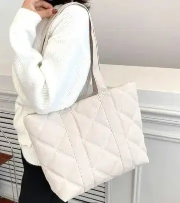 퀼팅 토트백 심플 화이트 아이보리 포켓