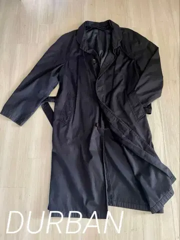 D'URBAN 블랙 트렌치코트