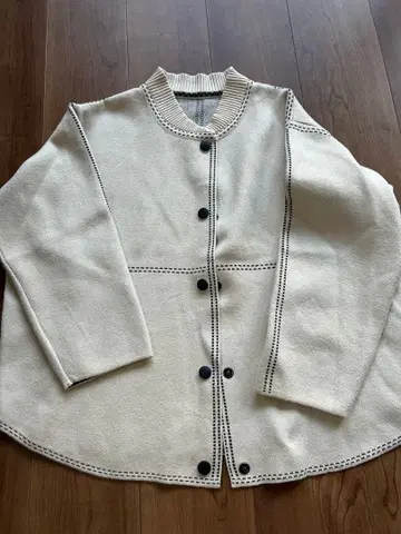아이보리 버튼 캐주얼 자켓