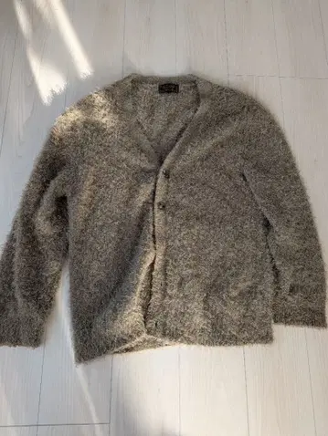 더 블루 포트 베이지 가디건