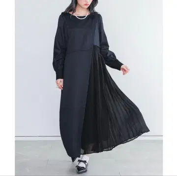 미사용 새상품 오샤레 워커 쉬폰 플리츠 스커트 긴팔 원피스