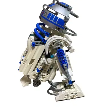 레고 스타 워즈 9748 드로이드 디벨로퍼 키트 R2D2