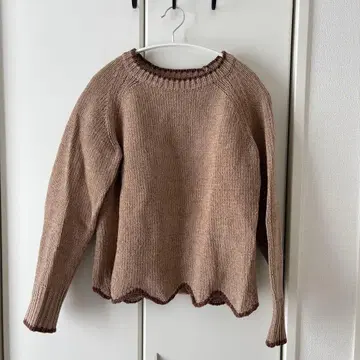 Audrey and John Wad 브라운 긴팔 니트 [ 새상품급 ]