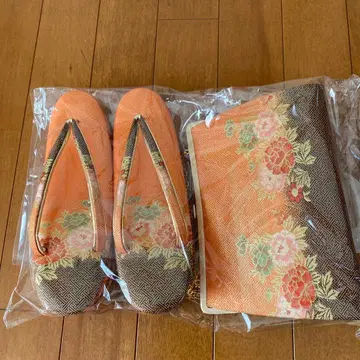 오렌지 꽃무늬 일본 의류 신발 세트