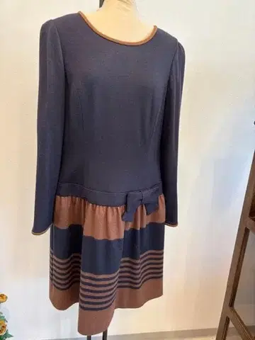 엠즈 그레이시 절개 원피스