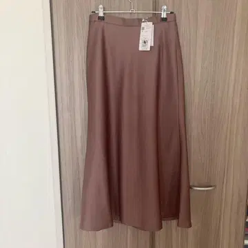 새상품 브라운 플레어 스커트 사이즈 38