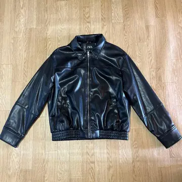 ZARA 블랙 가죽 자켓 XS