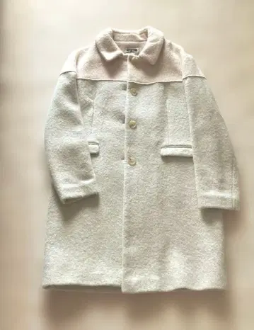 울 코트 베이지