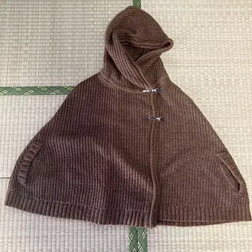 투모로우랜드 후드 부착 판초 코트 니트 일본제