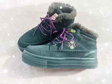 블랙 퍼 달린 모카신 부츠