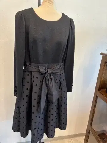 엠즈 그레이시 도트 무늬 원피스