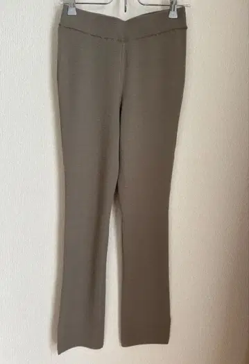 Deuxieme Classe 두지엠 클라세 니트 레깅스 슬릿