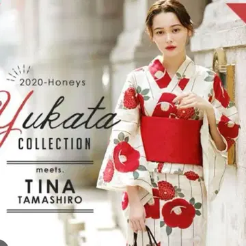 허니즈 동백꽃 패턴 유카타 타마키 티나 착용