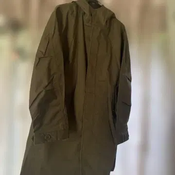 UNIQLO 모즈 코트 블록 테크 모즈 코트 카키