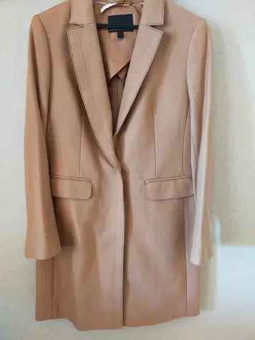 베이지 숏 기장 코트 s 사이즈