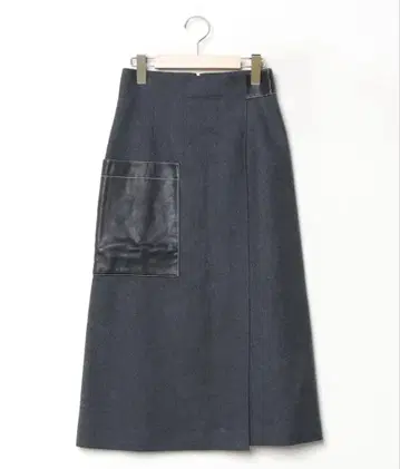 르쉘블루 FauxLeatherPatchedSkirt
