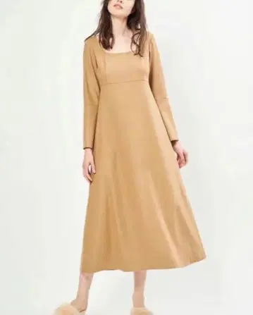 택 포함 새상품! 코스미컬 웜 플레어 드레스 룸웨어 원피스