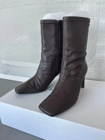 미라 오웬 스퀘어 스트레치 부츠 롱 부츠