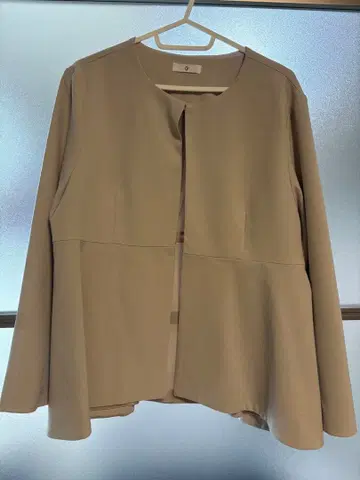 베이지 노카라 자켓