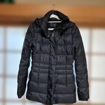 Coup de Chance 블랙 다운 자켓 36