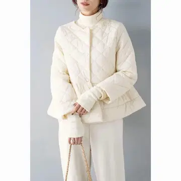 frene 펄 장식 플럼 퀼팅 자켓