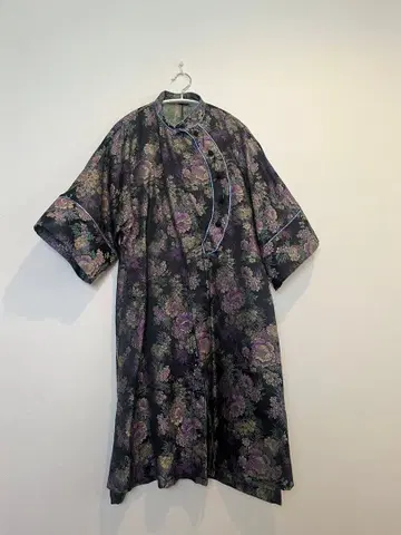 아차츄무 차이나 원피스 무릎 기장