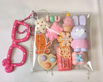 가챠 파우치 미피의 크리스마스 눈꽃 장갑 I U 리본 안경