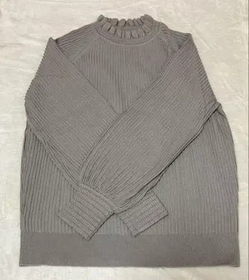 데셍 긴팔 니트 그레이