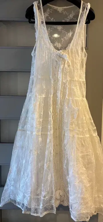 핑크하우스 튤 레이스 에이프런 탭 원피스 화이트 로즈 레이스