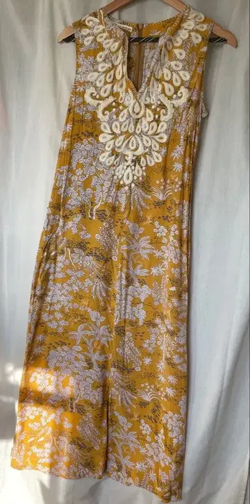자수 플로럴 롱 드레스 머스타드