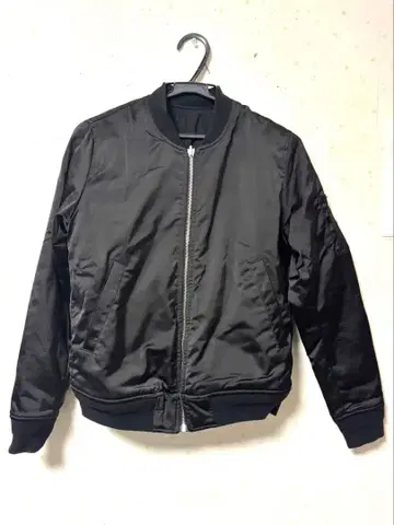 센스 오브 플레이스 MA-1 리버서블 블루종