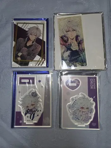 피오피오레의 만종 피오피 올록 아크릴 스탠드 SD