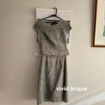 그레이 반팔 무릎 기장 셋업