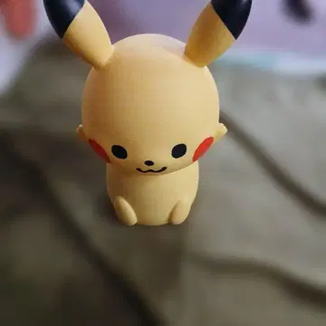 몽포케 말랑말랑 쫓고 쫓기는 피카츄