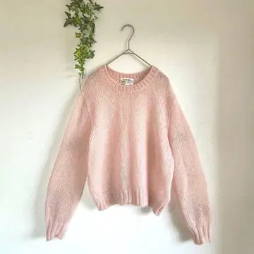 BED&BREAKFAST 새상품급 모헤어 울 핑크 니트 루즈핏