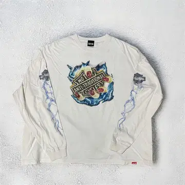 FLUTTER 그래픽 롱 슬리브 티셔츠