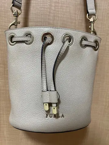 FURLA 버킷 백