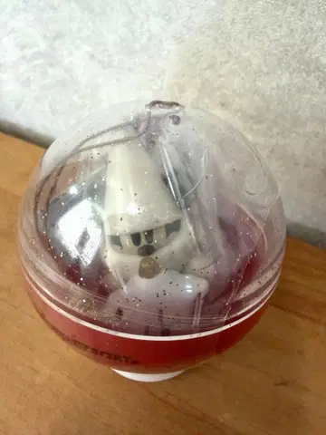 릴린린 화이트 캡슐 토이 2025