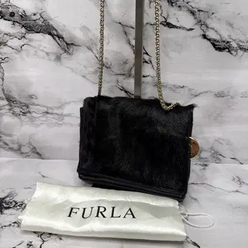 (새상품급) 인기, 훌라, 체인 숄더백, 금색 체인, 송치, 가죽, 블랙