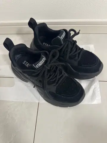 STACCATO 스니커즈