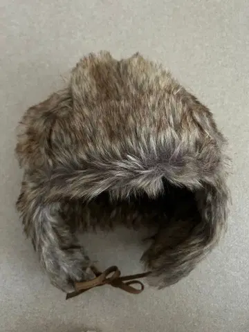 브라운 퍼 귀도리 부착 플라이트 캡