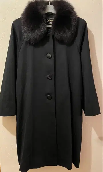 새상품급 캐시미어 블랙 롱 코트 퍼 카라 부착 ca$hmere