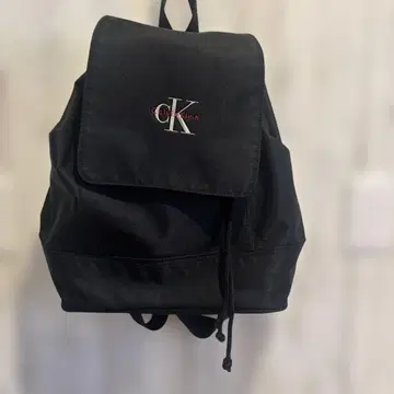 새상품급 캘빈클라인 백팩