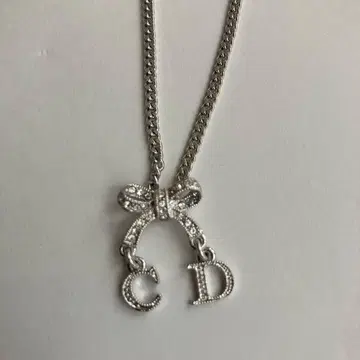 리본 포함 C, D 목걸이