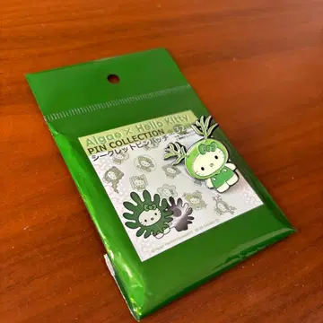 Algae x Hello Kitty 핑 배지 일본관 키티 히지키