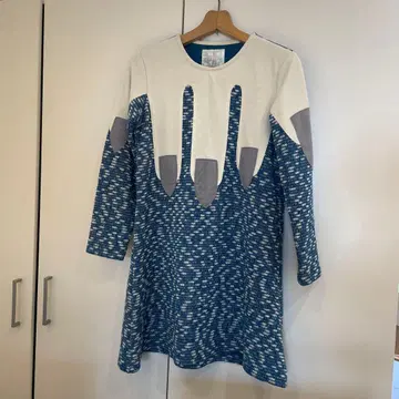 멜랑트릭 헤임라이트 니트 원피스