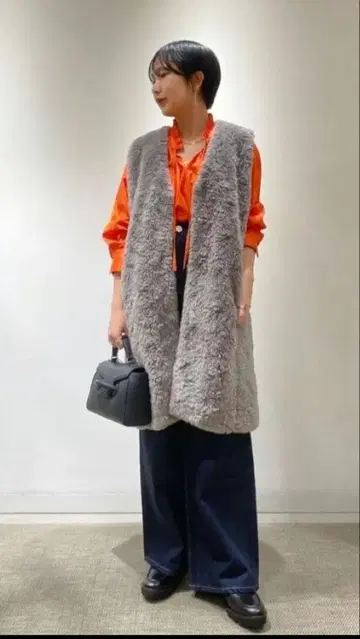 TOMORROWLAND 퍼 소재 롱 베스트 그레이