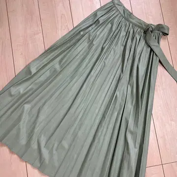 올리브 그린 플리츠 스커트 허리밴딩