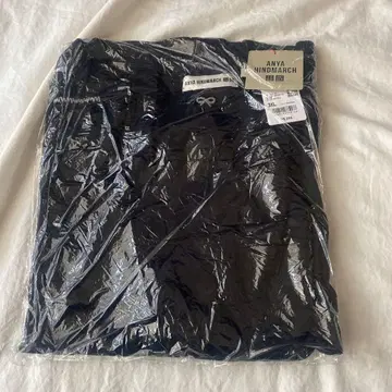 택 포함 새상품 유니클로 안야 힌드마치 메리노 크루넥 스웨터 3XL