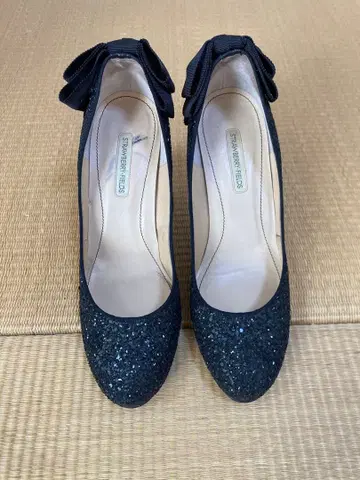 [ 새상품급 ] 펌프스 뒷 리본